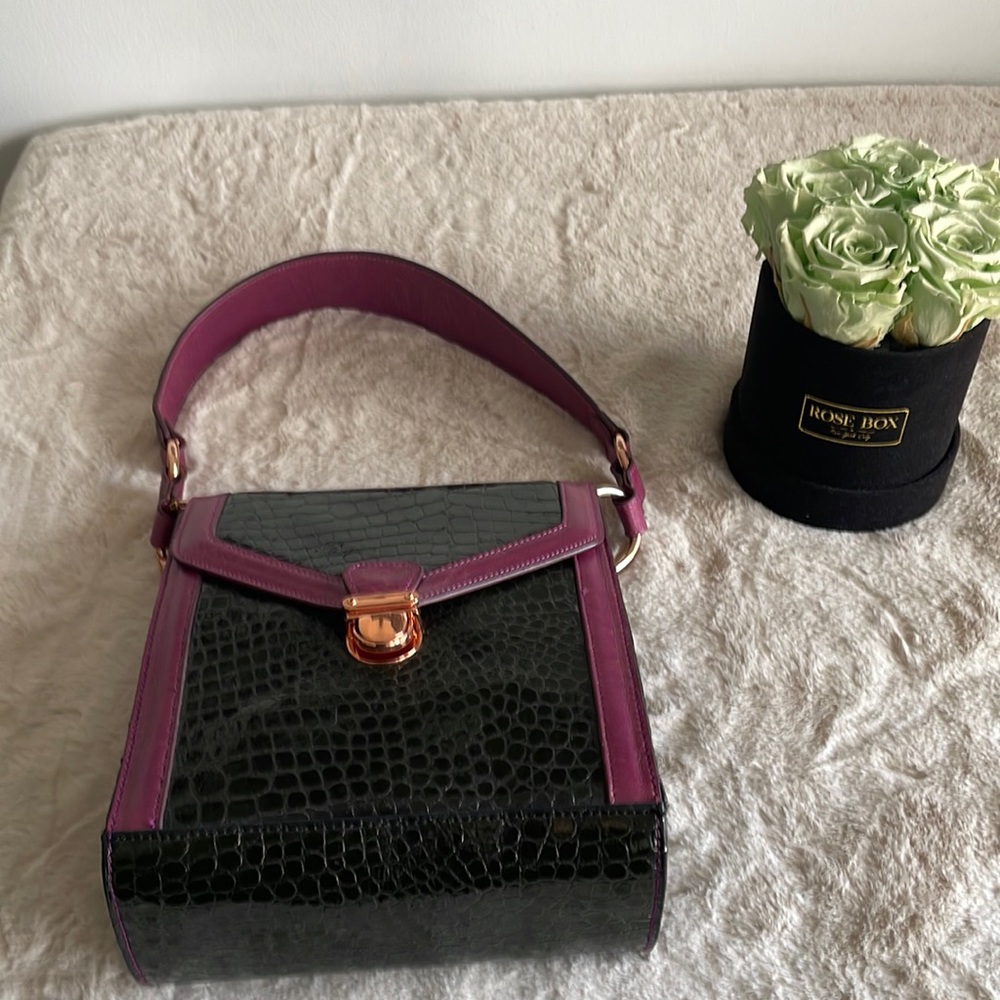 NWOT La Gio di Toscana by Sharon Gioe Black Croc with purple Leather Handbag